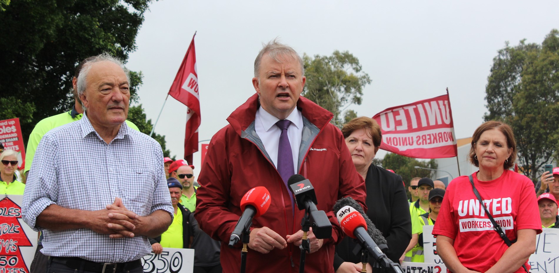 COLES MUST LISTEN TO SMEATON GRANGE WORKERS Main Image